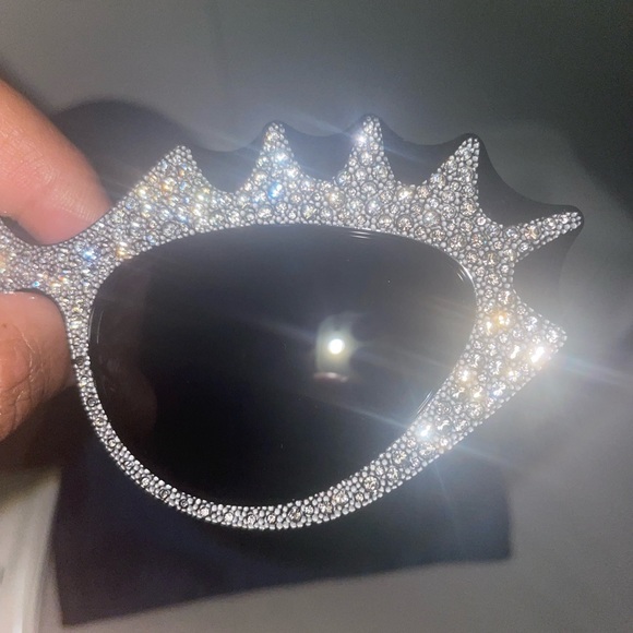 Gucci GG0781S 003 CRYSTALS CAT-EYE FRAME Sunglasses - Picture 9 of 17